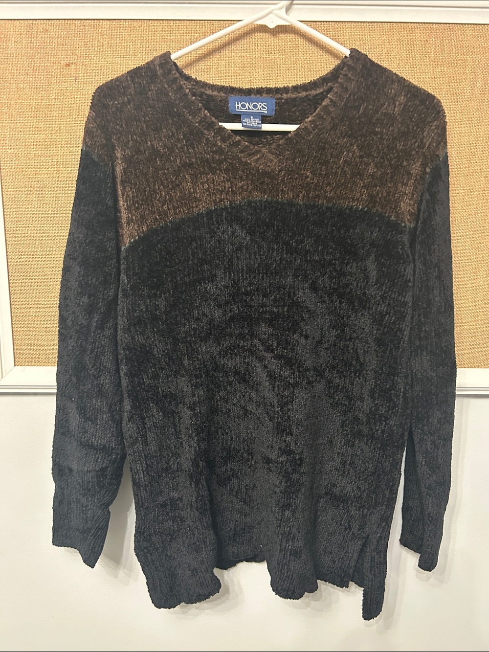 Honors Women's Crewneck Chenille Sweater in Black and Brown